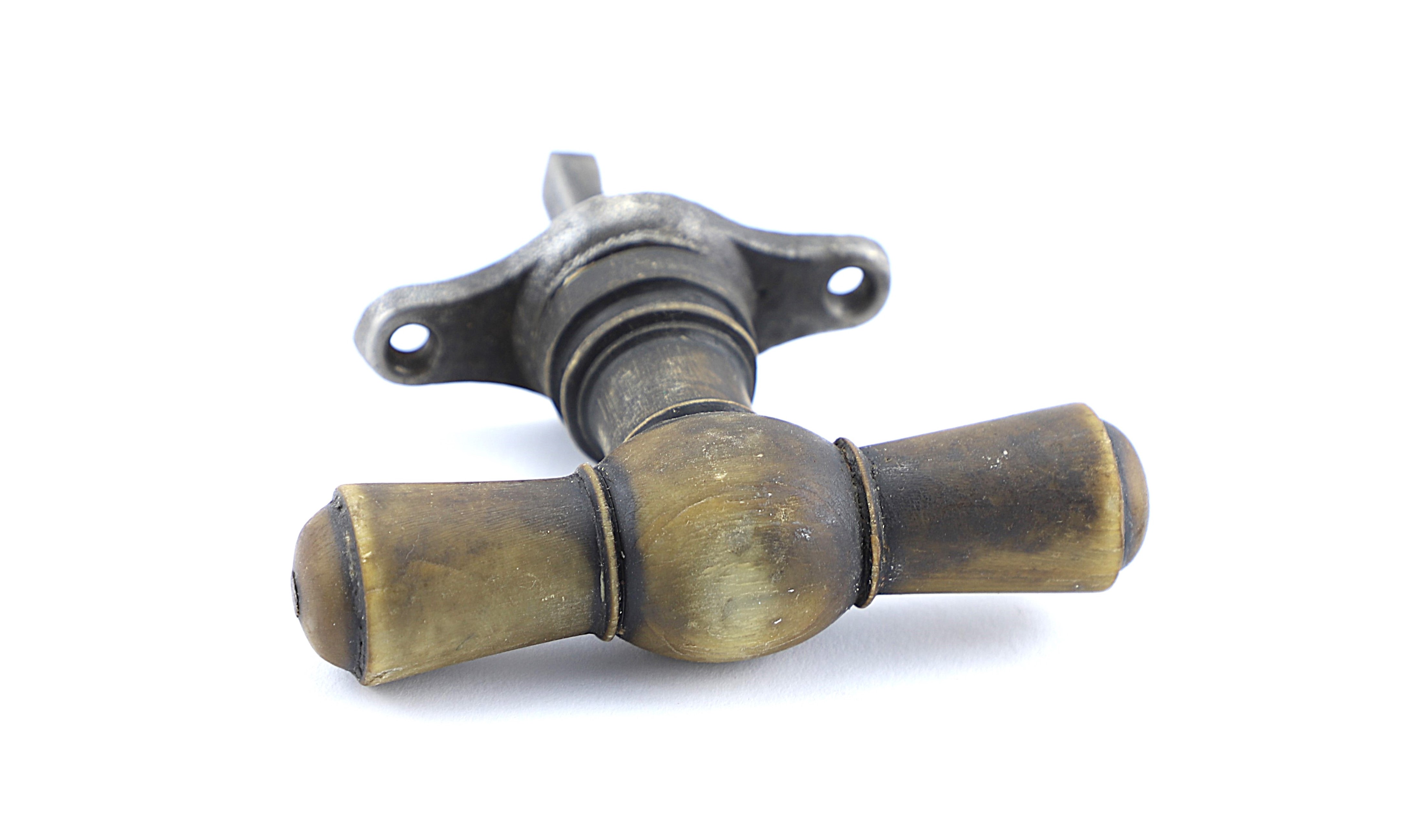 1.0024.95 JCB original antike Fensterolive